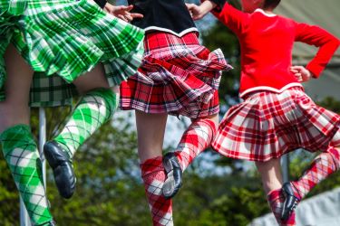 highland dancers